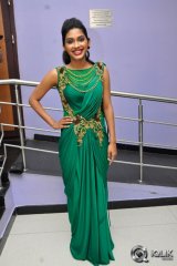 Anjali Patil at Naa Bangaaru Talli Movie Special Show